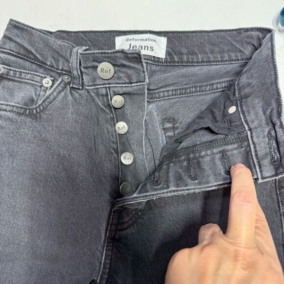 Reformation Serena High Skinny Jeans in Erie Black Wash 24 - Picture 13 of 16